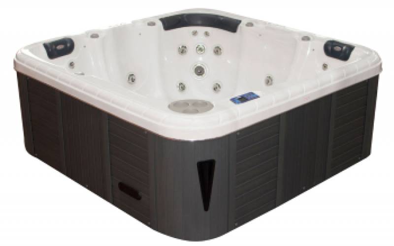 Relax and rejuvenate with Eurospas, the leading hot tub and spa provider in Spain