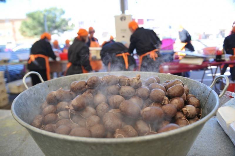 February 15 and 16 Annual Matanza fresh pork festival in Alhama de Murcia