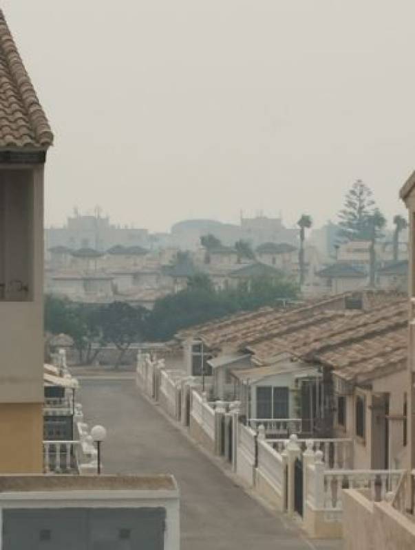 Smoke from Catalonia wildfire sparks panic in Orihuela Costa and Mar Menor