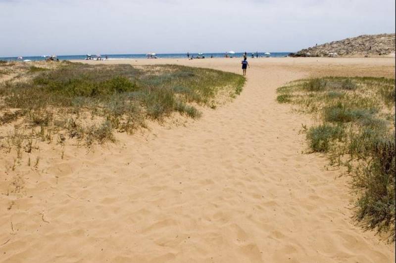 The best nudist beaches in the Region of Murcia