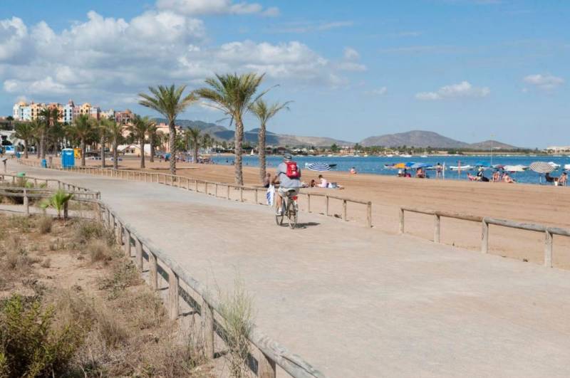 The beaches of La Gola and Playa Paraíso have reopened this Friday