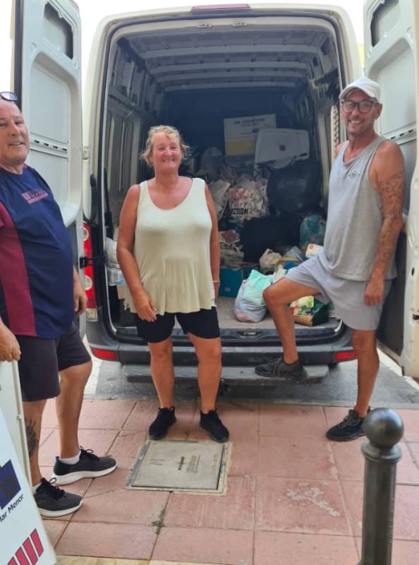 HELP Murcia Mar Menor delivers nappies, wipes and Baby clothes to mums in need in Cartagena