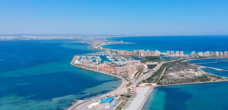 October 25 Free guided tour in Spanish explaining the origins and history of La Manga and the Mar Menor